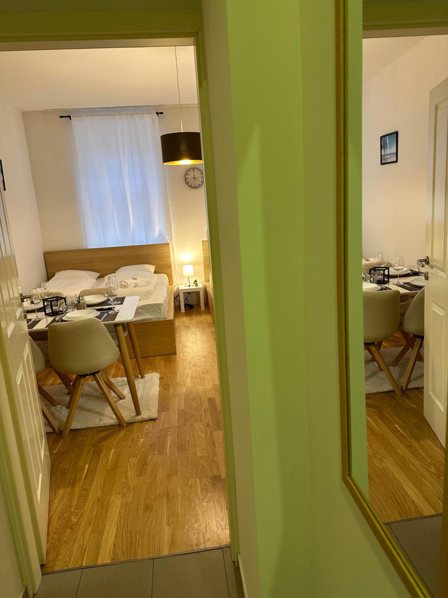 Apartament Cozy 5-person In 6 Viena